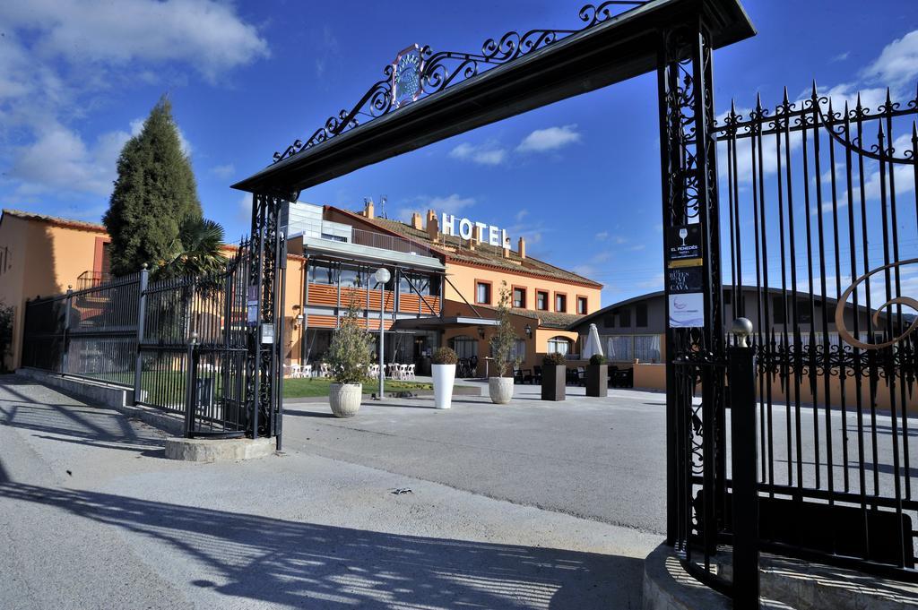 Hotel Restaurant Sol I VI Lavern Exteriör bild