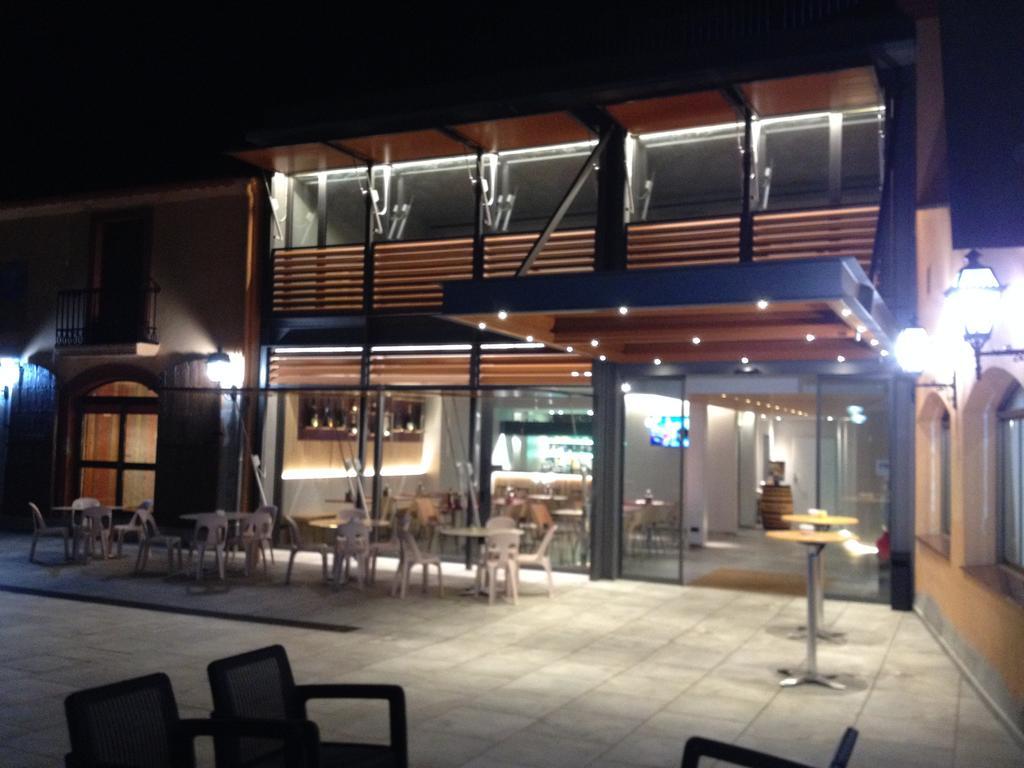 Hotel Restaurant Sol I VI Lavern Exteriör bild